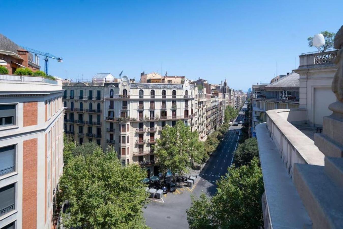 Salonga - 1 Bedroom And Balcony In Eixample Esquerra Barselona Dış mekan fotoğraf